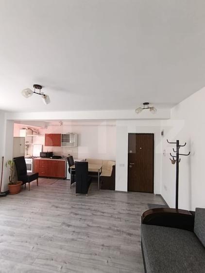 Apartament cu 2 camere semidecomandat, mobilat în Florești