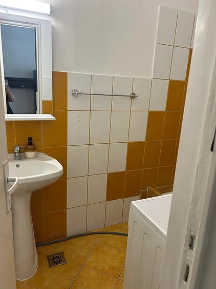 Garsonieră semidecomandată în Cișmigiu