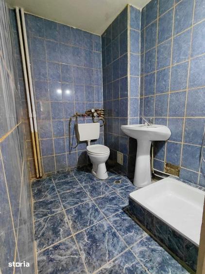 Apartament cu 4 camere decomandat în Rahova — fotografia 3