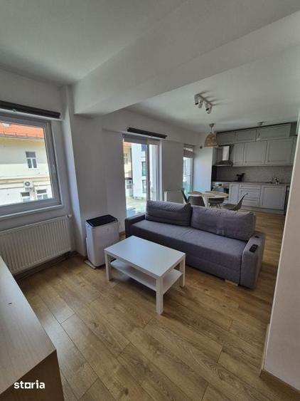 Apartament cu 3 camere în Central