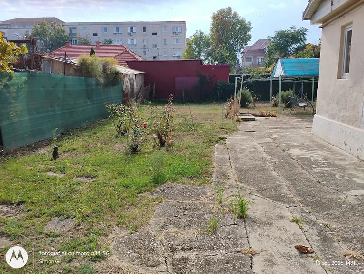 Casă cu Teren 590 Mp în Central