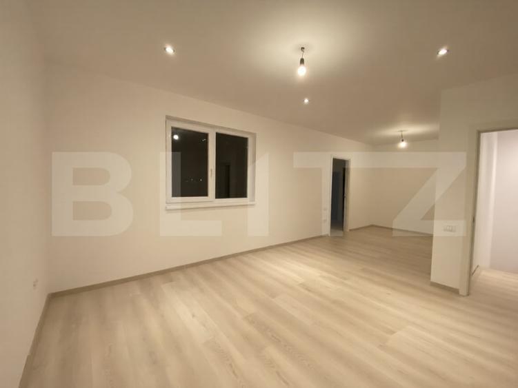 Duplex cu 4 camere cu Canalizare în Moșnița Nouă
