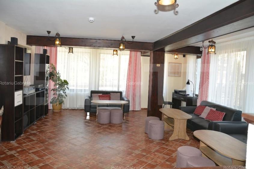 Casă individuală cu 10 camere cu Piscina în Bran