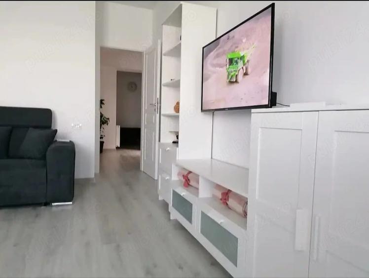 Apartament cu 2 camere decomandat în Exterior Sud