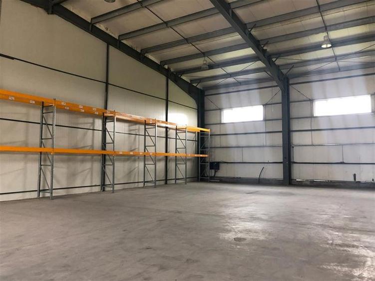 Spațiu industrial, de 760 mp, în Ștefăneștii de Jos