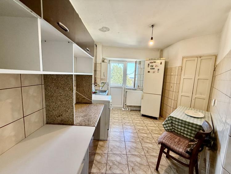 Apartament cu 3 camere decomandat, mobilat în ICIL