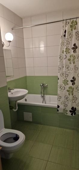 Garsonieră decomandată în Central