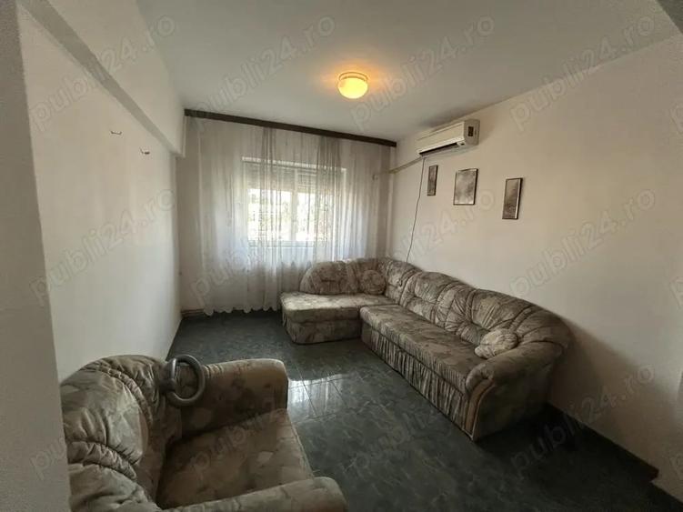 Apartament cu 4 camere decomandat în Aradul Nou
