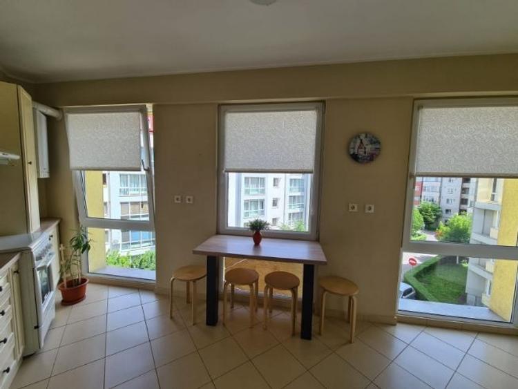 Apartament cu 3 camere decomandat în Răcădău - 3