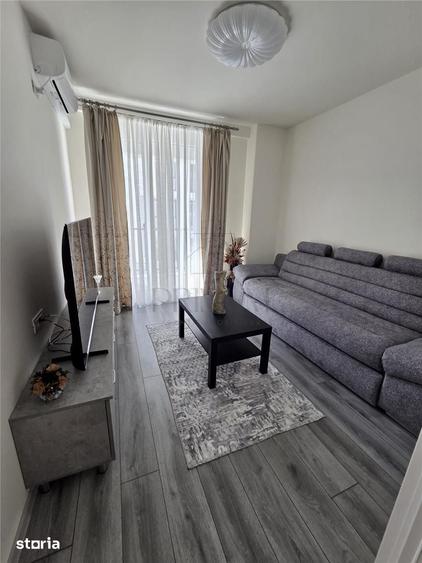 Apartament cu 2 camere decomandat în Est