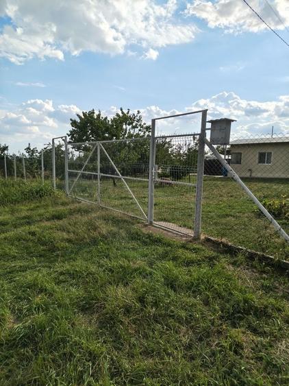 Casă cu 2 camere în Ceptura