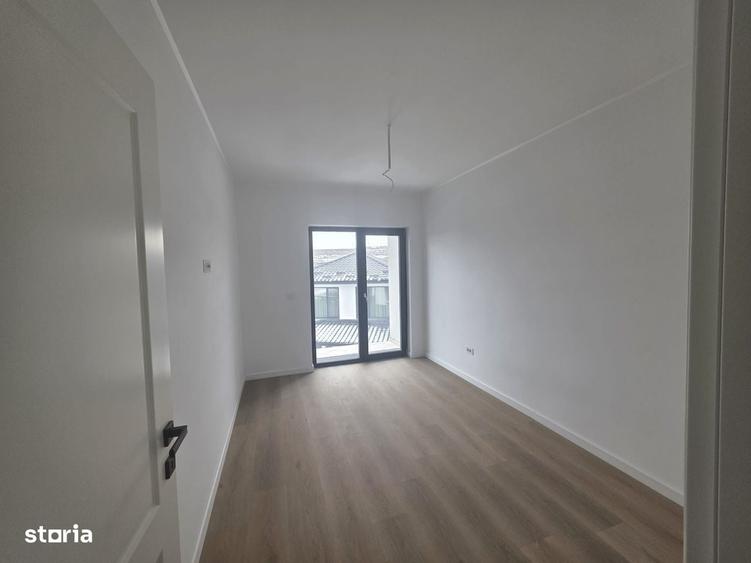 Apartament cu 4 camere în Bucium