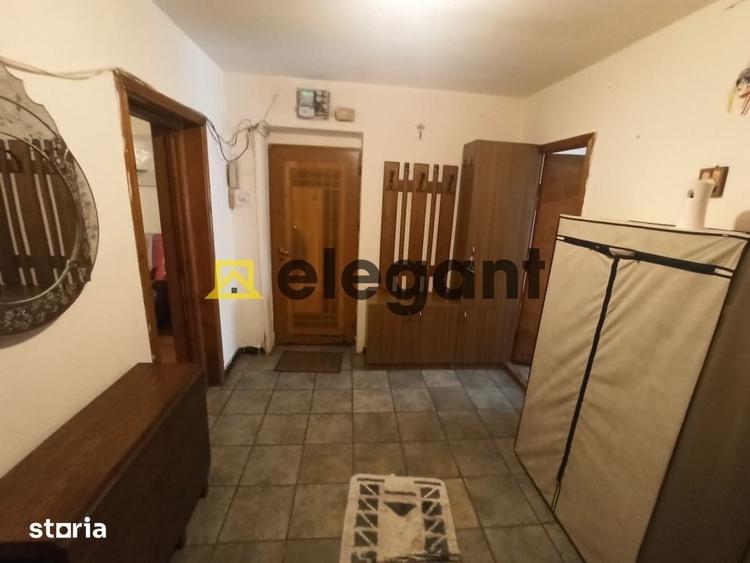 Apartament cu 3 camere decomandat în 1 Mai