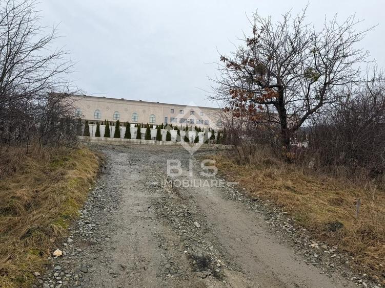 Teren Construcții intravilan de 874 mp, în Sud-Vest