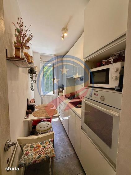 Apartament cu 3 camere semidecomandat, mobilat în Brazda lui Novac