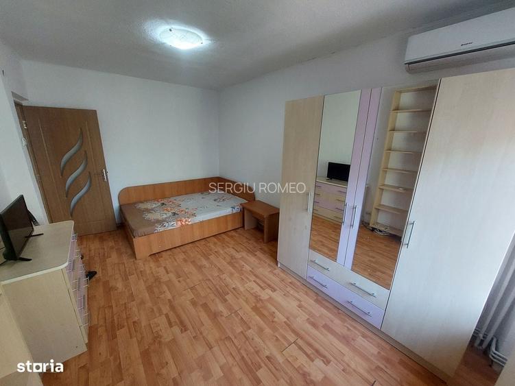 Vindem garsoniera 28 mp Etaj 1 Mobilata utilata 37 500 euro