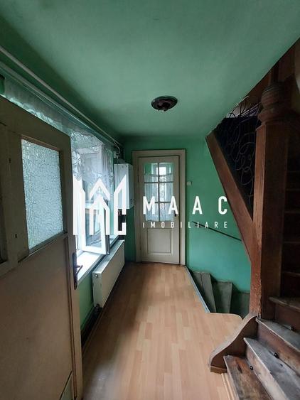 Apartament cu 3 camere decomandat, mobilat în Central