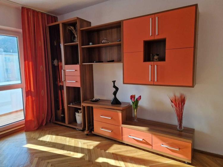 Proprietar inchiriez ap. 3 camere mobilat, utilat + parcare - BRASOV, Alexandru cel Bun, cartier ASTRA - 1