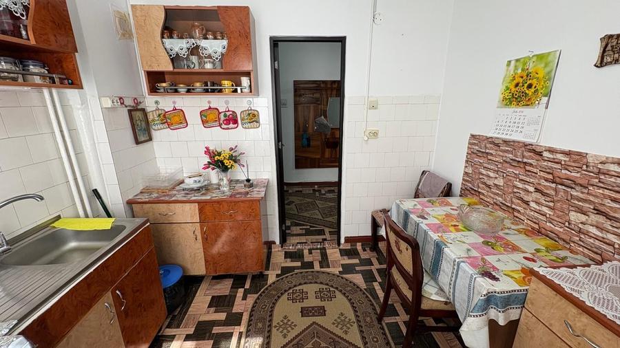 Apartament 2 camere,Strada Isaccei,etaj 3 - 7
