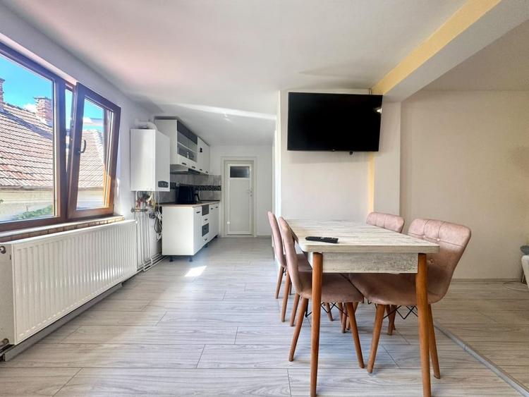 Apartament 3 camere, 65 MP, cartierul Intre Lacuri - 2