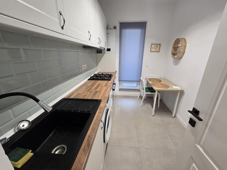 Apartament cu 2 camere decomandat în Grozăvești