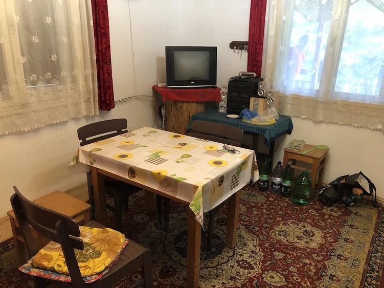Casă cu 5 camere cu Teren 514 Mp în Izvoru Mureșului