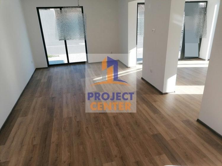 Casă cu 4 camere cu Teren 250 Mp în Budeasa
