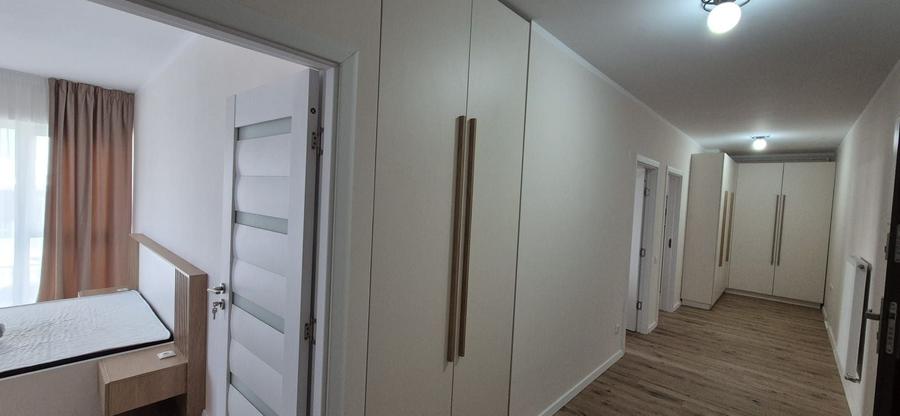 Garsonieră decomandată în Tudor