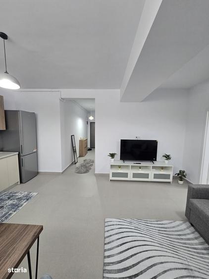 Apartament cu 2 camere, mobilat în Central