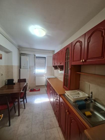 Apartament cu 2 camere decomandat în Mazepa 2