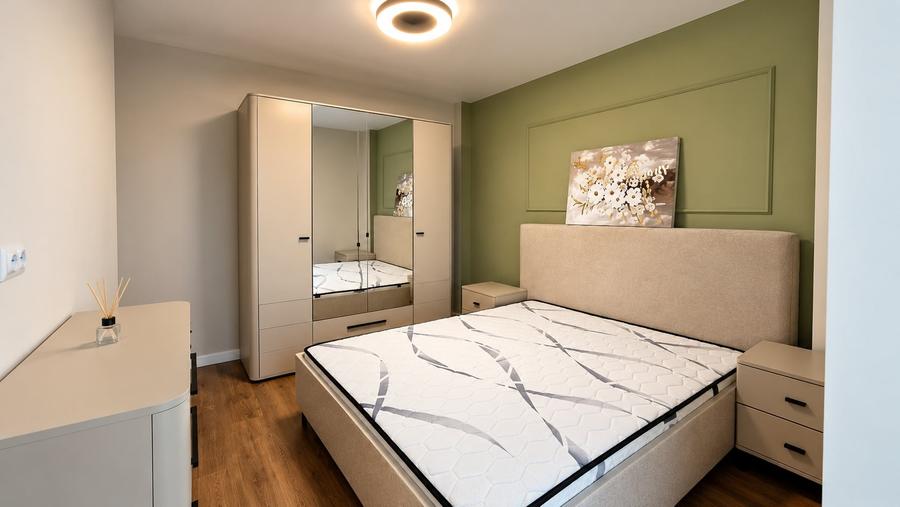 Apartament cu 3 camere decomandat, mobilat în Județean