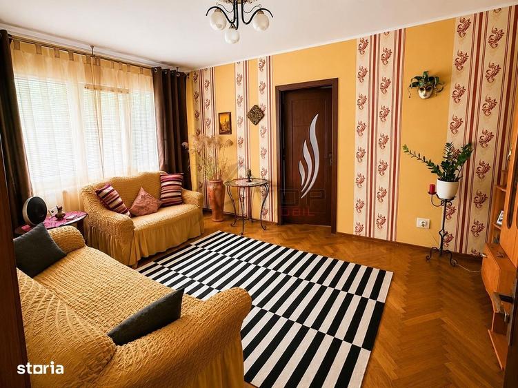 Vanzare apartament 3 camere - Podu Ros - etaj 2 - 2