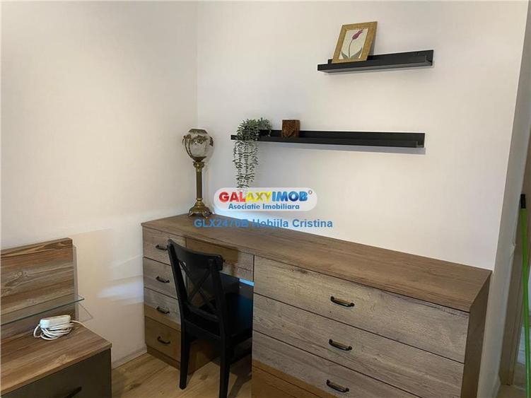 Apartament cu 3 camere semidecomandat, mobilat în Băneasa
