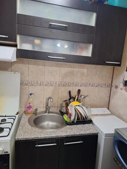 Apartament cu 2 camere decomandat în Bariera Vâlcii