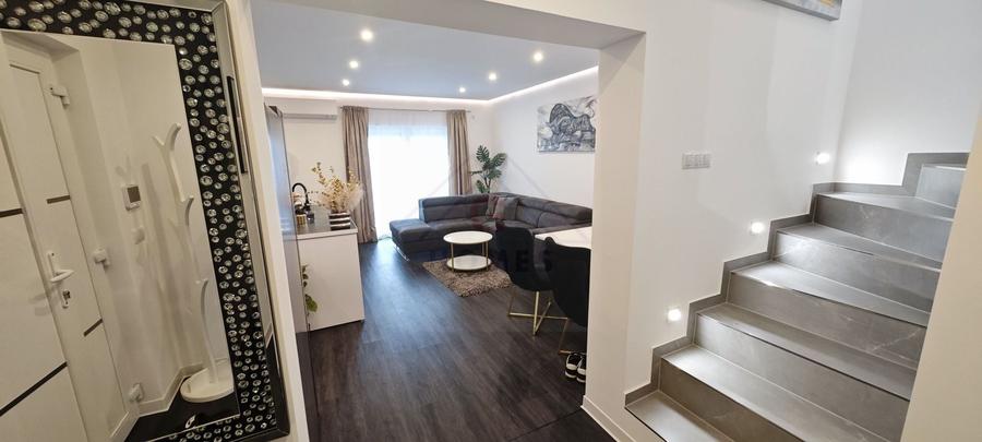 Duplex cu 5 camere cu Canalizare în Moșnița Nouă