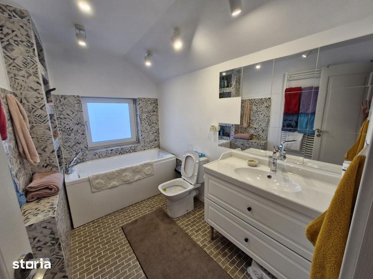 Casă cu 3 camere cu Teren 1247 Mp în Ștefănești