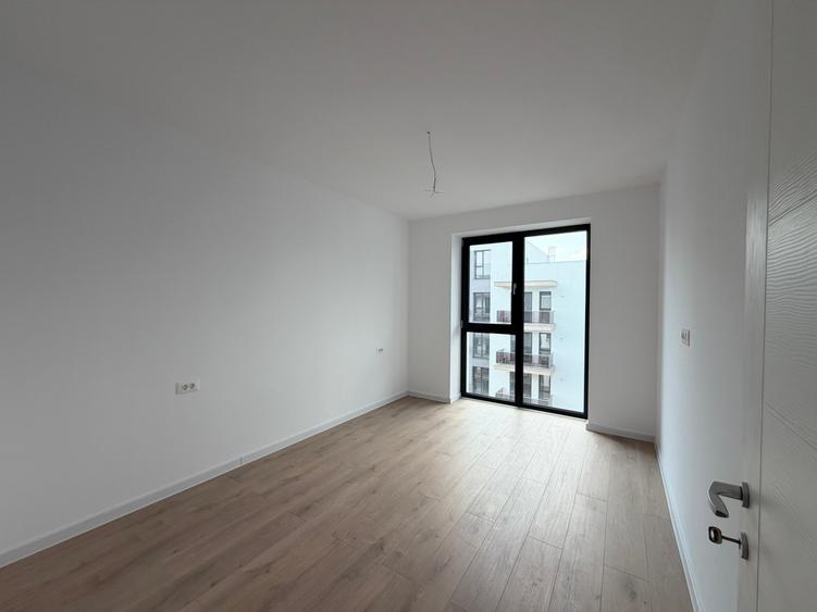 Apartament cu 2 camere decomandat în Theodor Pallady