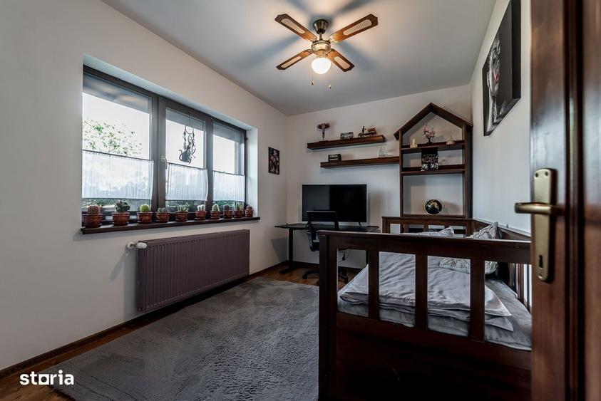 Casă cu 4 camere în Giarmata