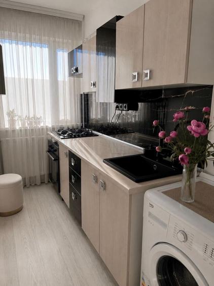 Apartament cu 2 camere semidecomandat în Teilor