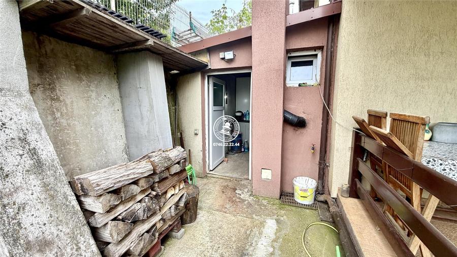 Casă cu 3 camere cu Teren 3755 Mp în Aroneanu
