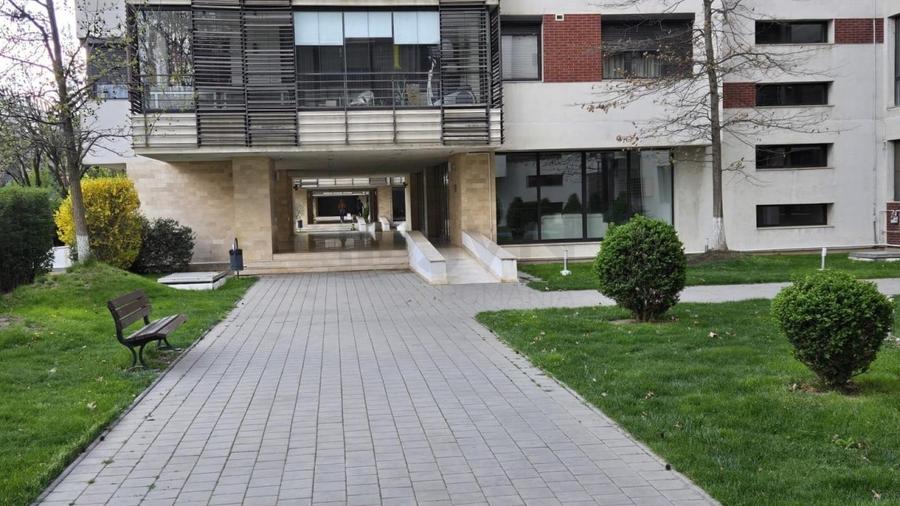 Apartament cu 2 camere decomandat, mobilat în Pipera