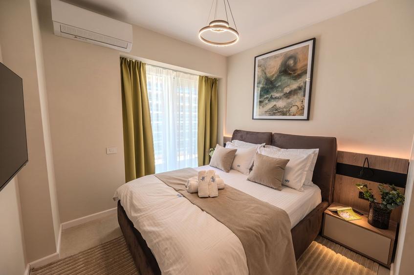 Apartament cu 3 camere decomandat în Mamaia-Sat