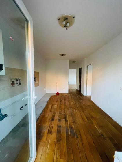 Apartament cu 2 camere decomandat în Ștrand