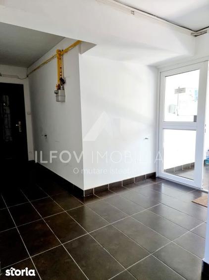 Apartament 3 camere Otopeni, 96mp, central, utilat si mobilat modest - 9