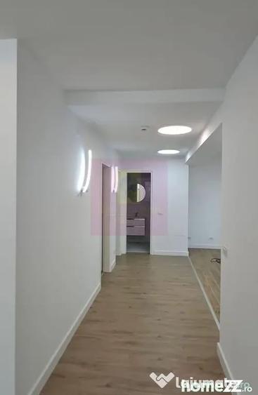 Apartament cu 3 camere decomandat în Armeneasca