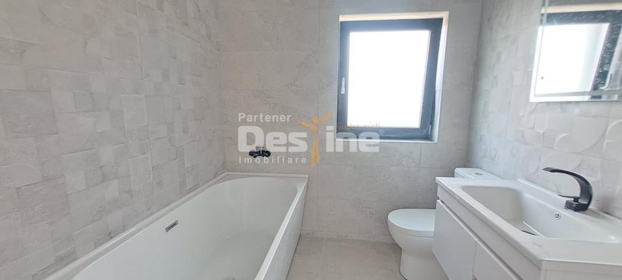 Casă individuală cu 4 camere cu Canalizare în Miroslava