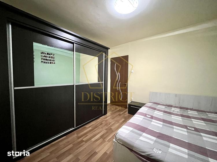 Apartament cu 2 camere decomandat în Complex Studențesc