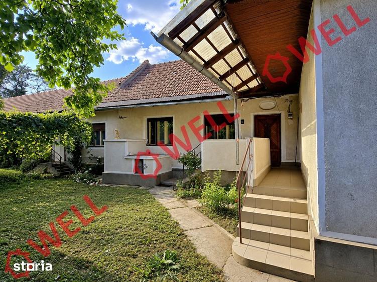 Casă cu 5 camere cu Teren 892 Mp în Aita Mare