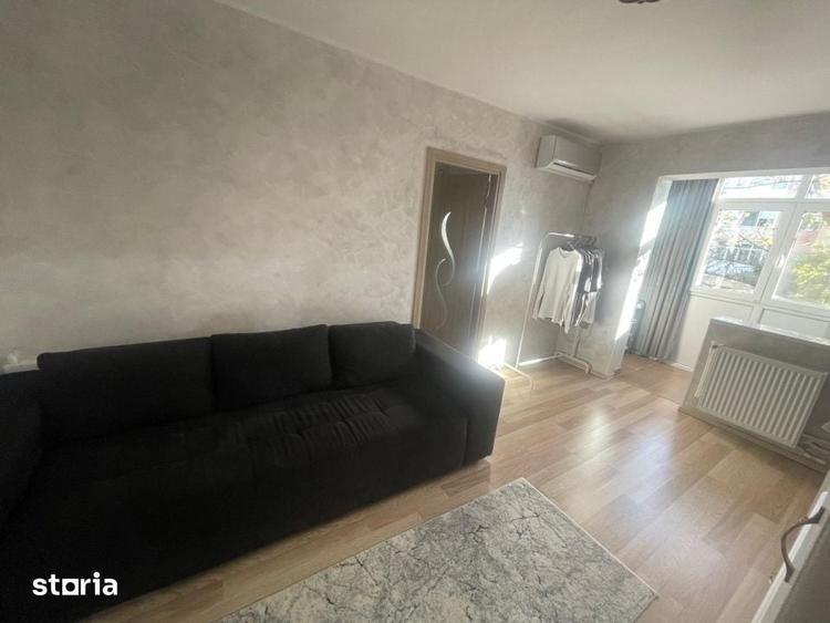 Apartament cu 2 camere în Craiovița Nouă