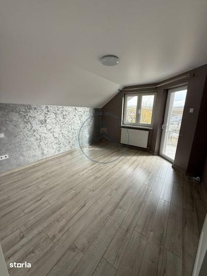 Casă cu 4 camere cu Teren 1500 Mp în Viișoara